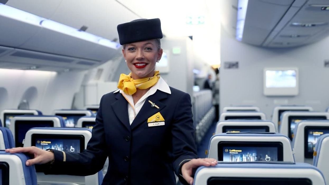 Here's why flight attendants greet boarding passengers and it's not just about being polite - GOOD